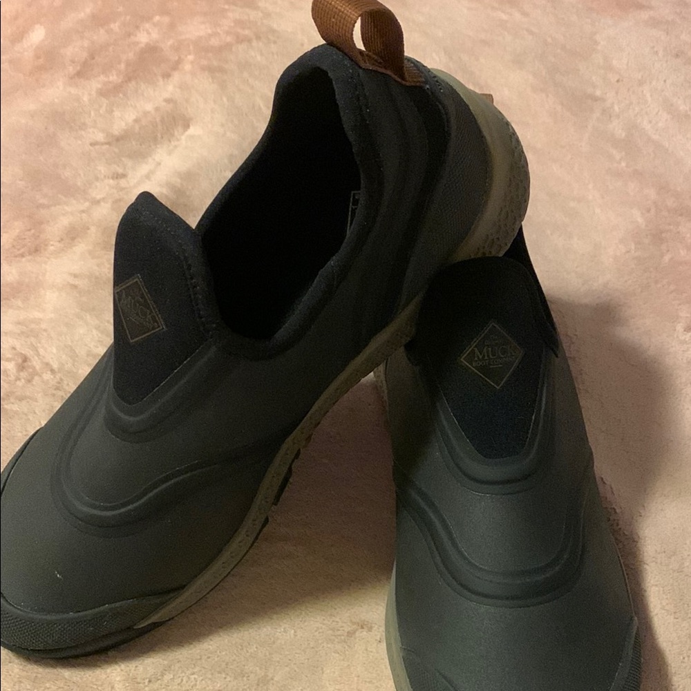 Men's Black Slip-On Shoes
